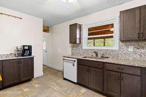 Tiny photo for 2256 Franklin dr Drive, Jefferson City, TN 37760 (MLS # 1356239)