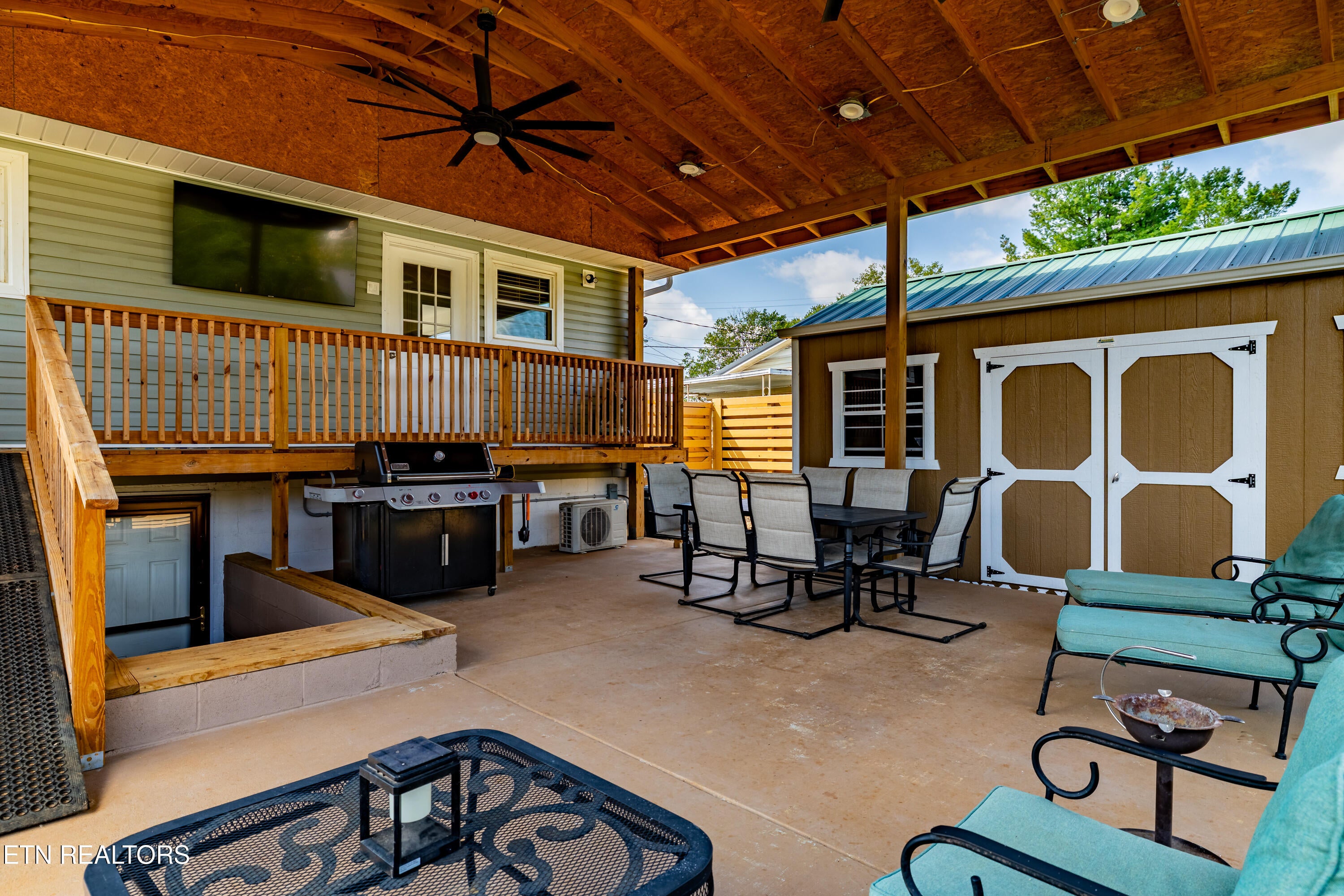 2256 Franklin dr Drive
