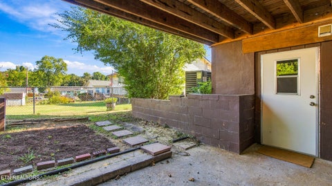 Tiny photo for 104 Alger Rd, Oak Ridge, TN 37830 (MLS # 1355627)