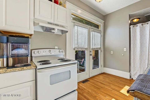 Tiny photo for 800 Wells Ave, Knoxville, TN 37917 (MLS # 1359306)