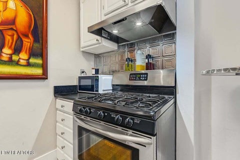 Tiny photo for 800 Wells Ave, Knoxville, TN 37917 (MLS # 1359306)