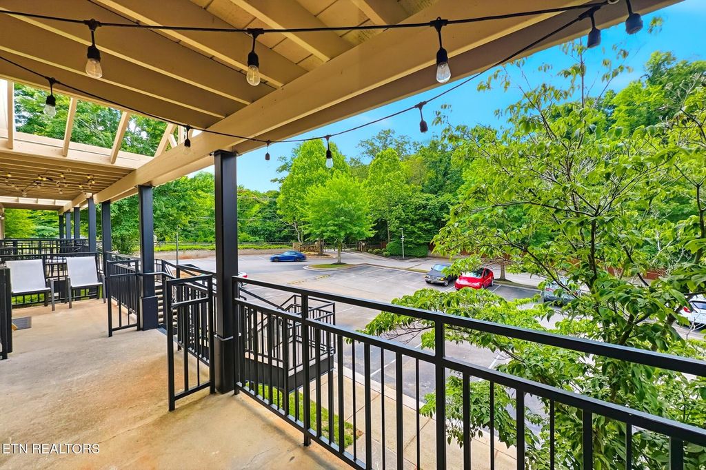Photo of 3825 Cherokee Woods Blg 1, Unit 203 Way, Knoxville, TN 37920 (MLS # 1344699)