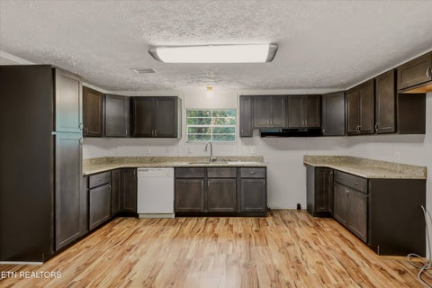 Tiny photo for 1148 Ridgeview Rd, Maryville, TN 37801 (MLS # 1355608)