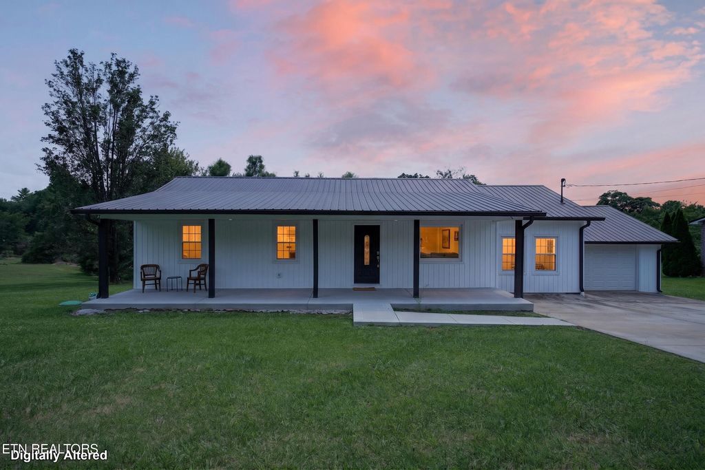 Photo of 119 Vandy Circle, Sparta, TN 38583 (MLS # 1346070)