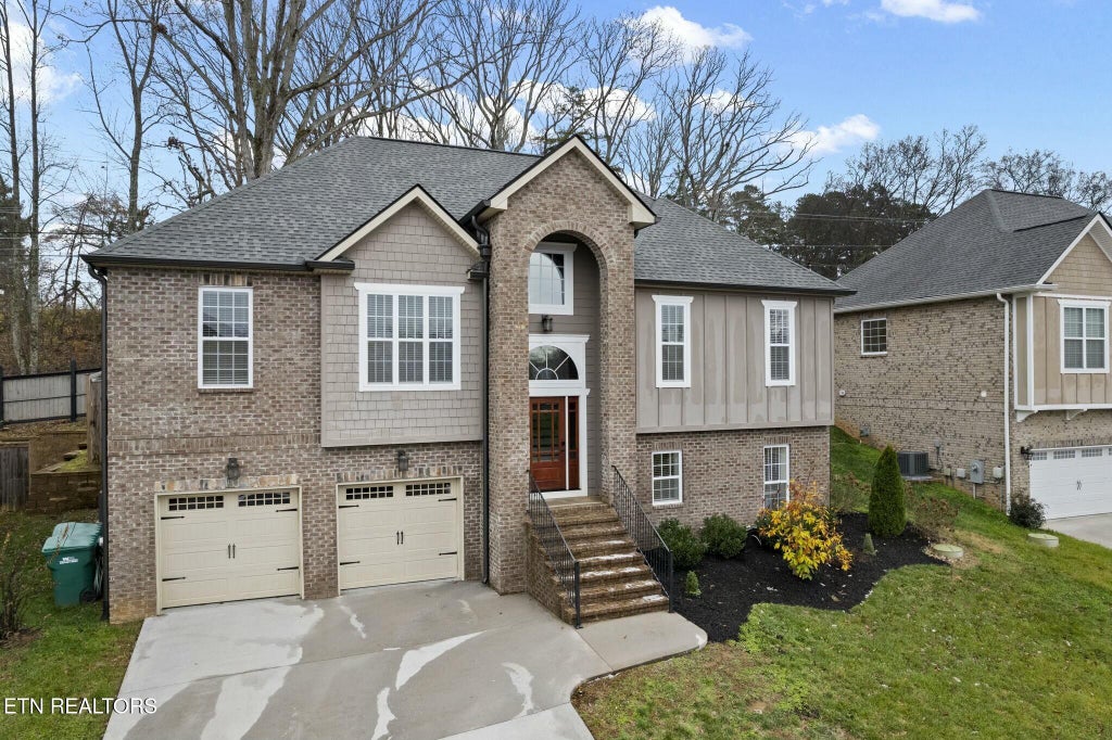 Photo of 8508 Flowering Peach Lane, Knoxville, TN 37923 (MLS # 1285140)
