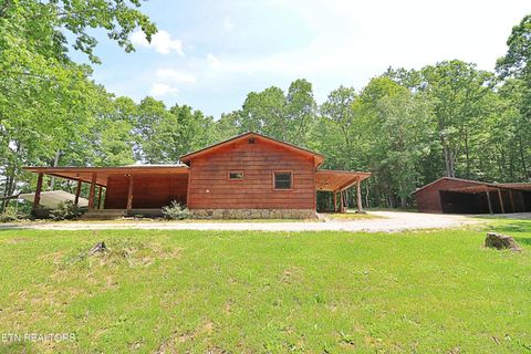495 Bear Hollow Rd Oneida TN 37841