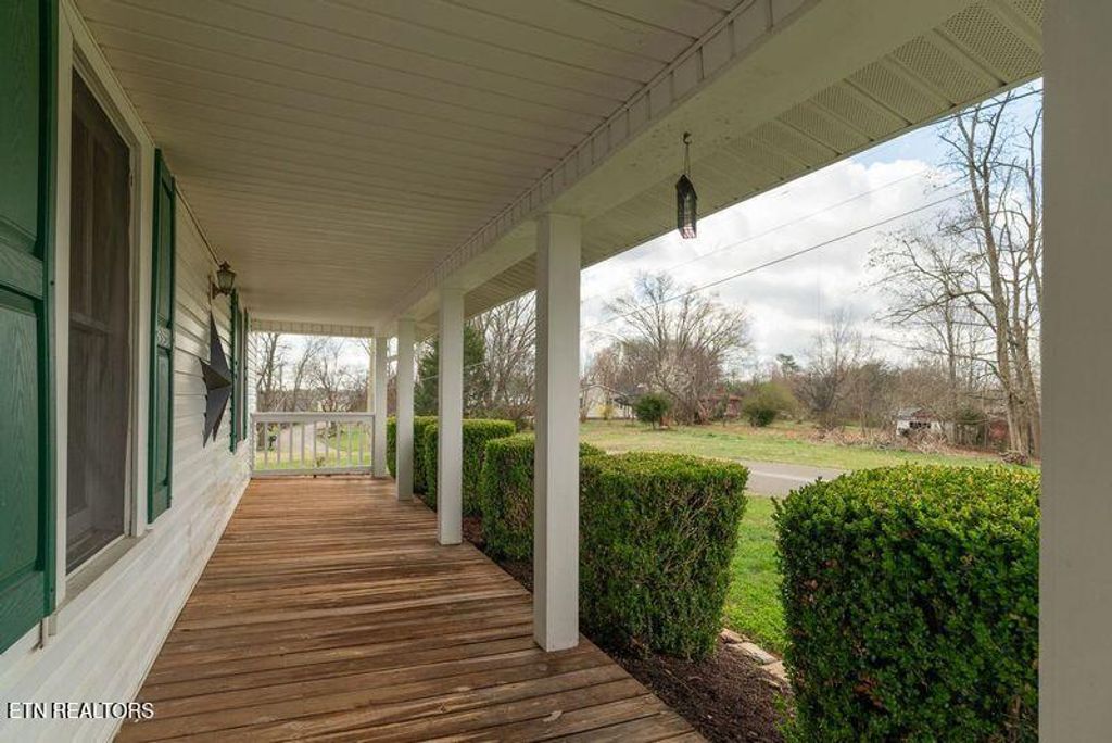 Photo of 254 Mountain Rd, Luttrell, TN 37779 (MLS # 1332323)