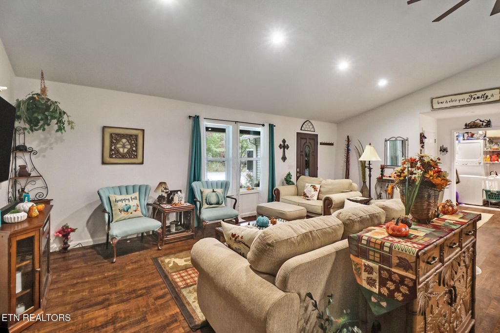 Photo of 720 Oneida Lane, Crossville, TN 38572 (MLS # 1326508)