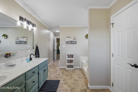 Tiny photo for 2727 Kenwood Drive, Athens, TN 37303 (MLS # 1334111)