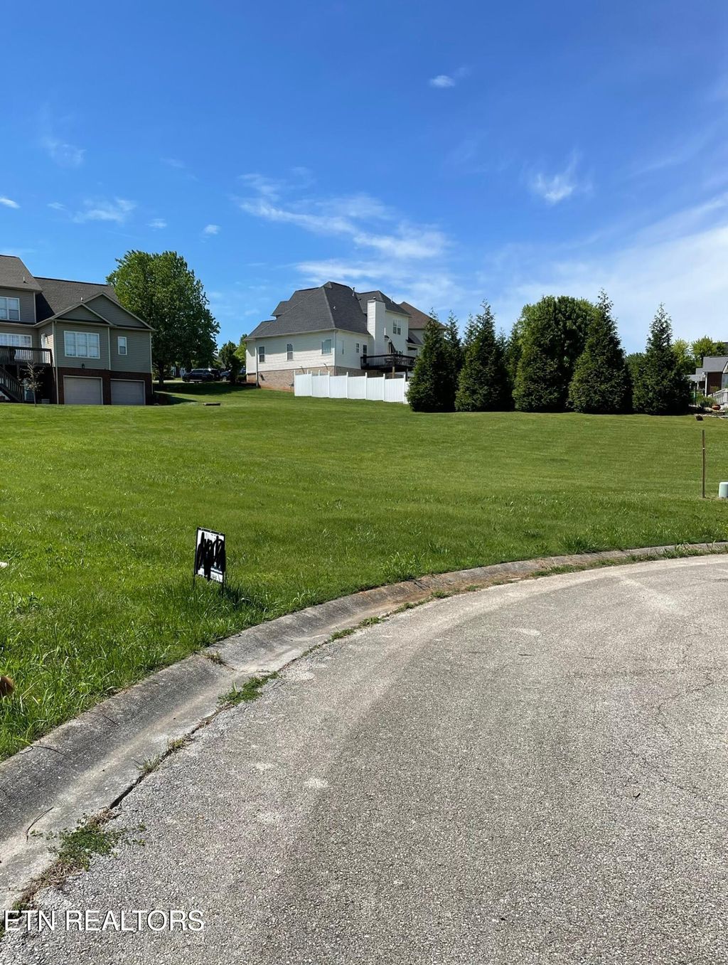 Photo of 413 Liddington Lane, Morristown, TN 37814 (MLS # 1327605)