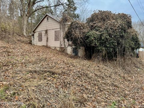 Photo of 5209 Strawberry Plains Pike, Knoxville, TN 37914 (MLS # 1324372)