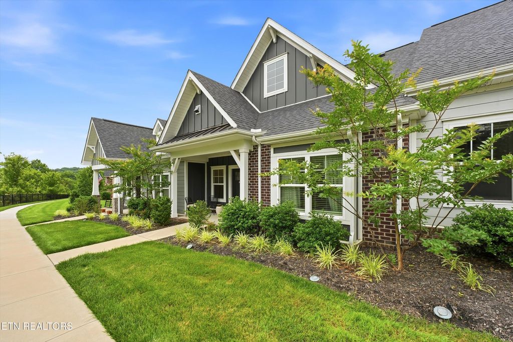 Photo of 12625 Needlepoint Drive, Farragut, TN 37934 (MLS # 1343609)