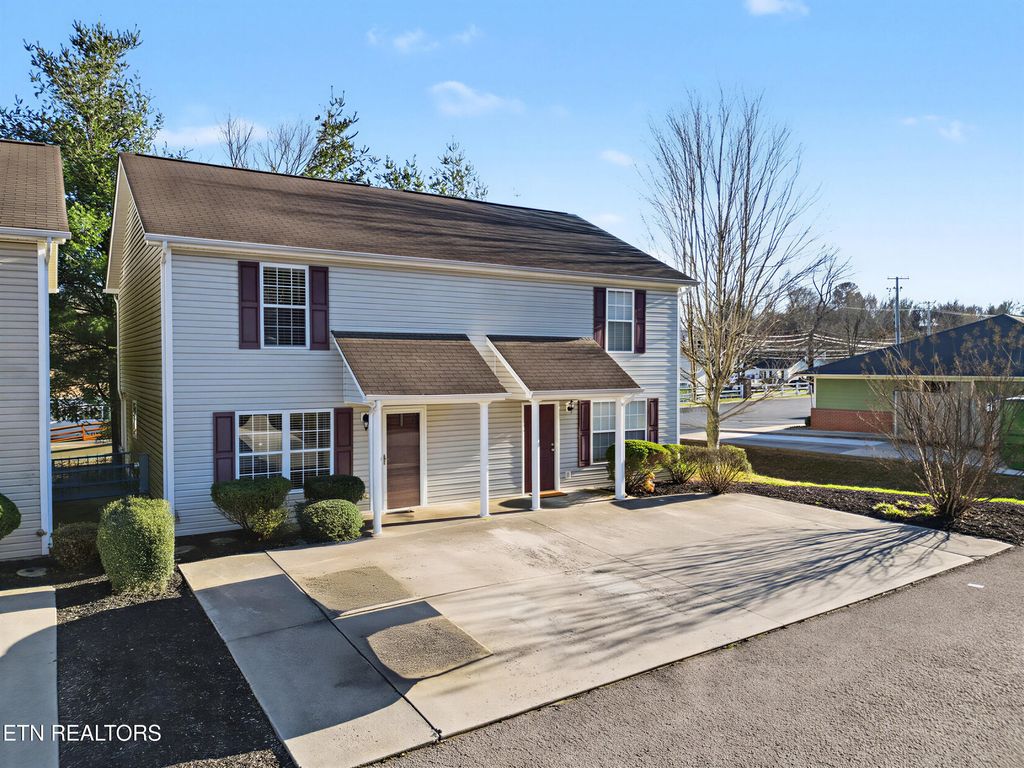 Photo of 908 Micro Way, Knoxville, TN 37912 (MLS # 1330913)