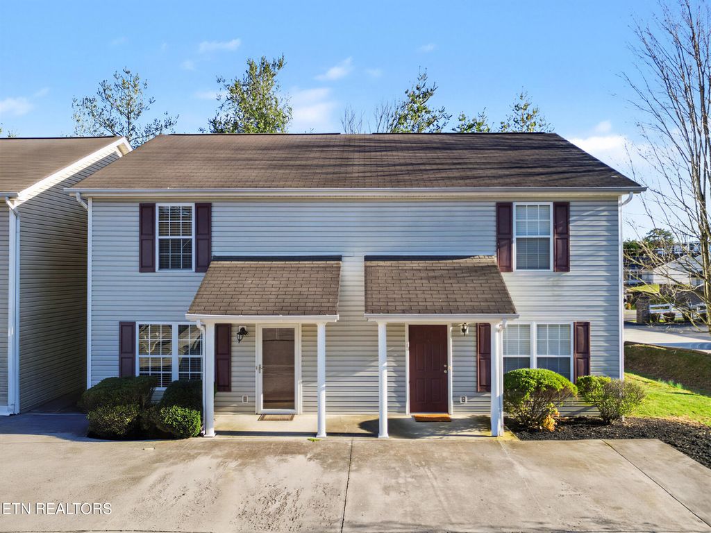 Photo of 908 Micro Way, Knoxville, TN 37912 (MLS # 1330913)