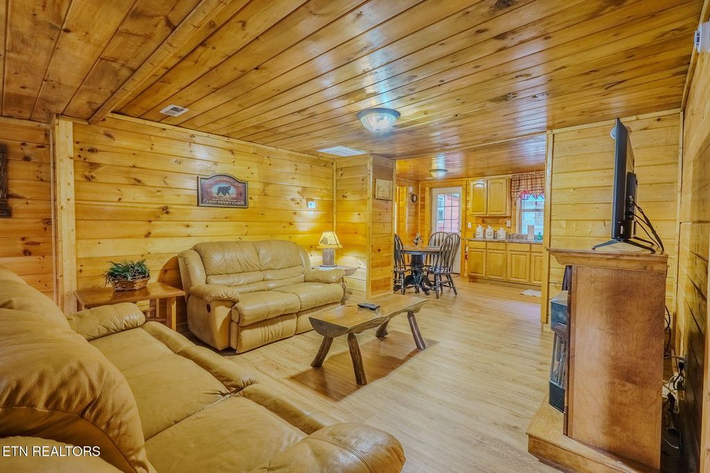 Photo of 1321 Wears Valley Rd, Townsend, TN 37882 (MLS # 1321739)