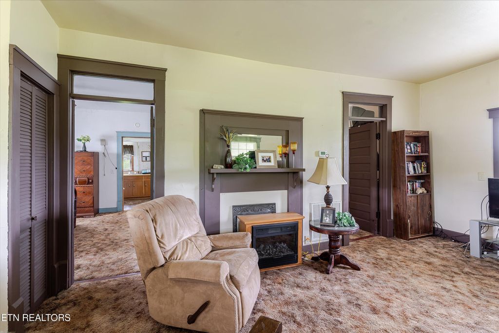 Photo of 2170 Lone Mountain Rd, Tazewell, TN 37879 (MLS # 1300624)