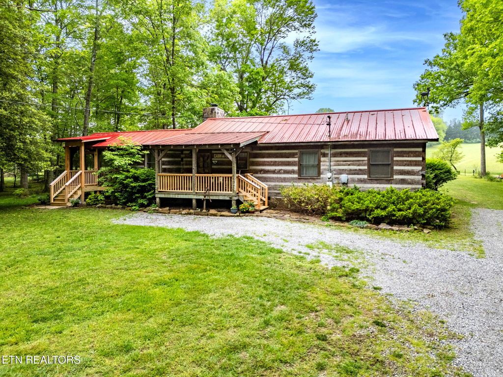 Photo of 1854 Catoosa Rd, Wartburg, TN 37887 (MLS # 1320316)