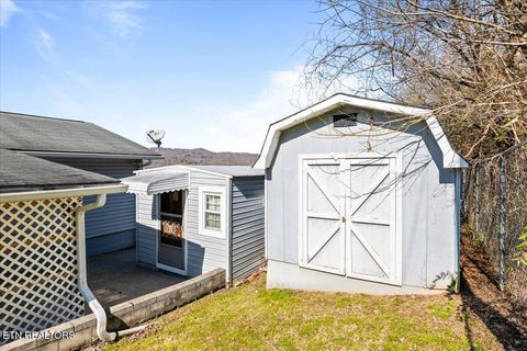 Tiny photo for 591 Ellison St, Jellico, TN 37762 (MLS # 1329449)