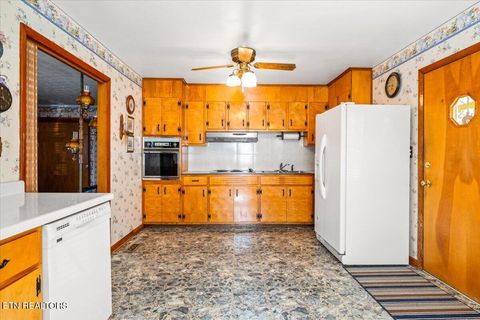 Tiny photo for 591 Ellison St, Jellico, TN 37762 (MLS # 1329449)