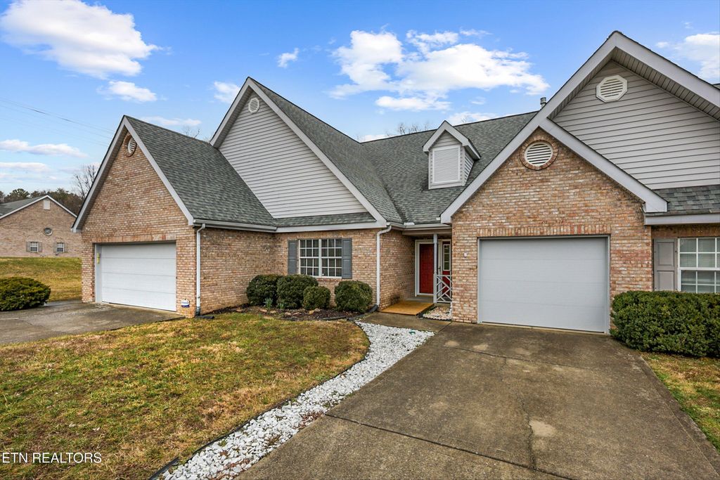 Photo of 3306 Lexann Lane, Knoxville, TN 37917 (MLS # 1331100)