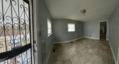 Tiny photo for 705 S Cherry St, Knoxville, TN 37914 (MLS # 1328771)