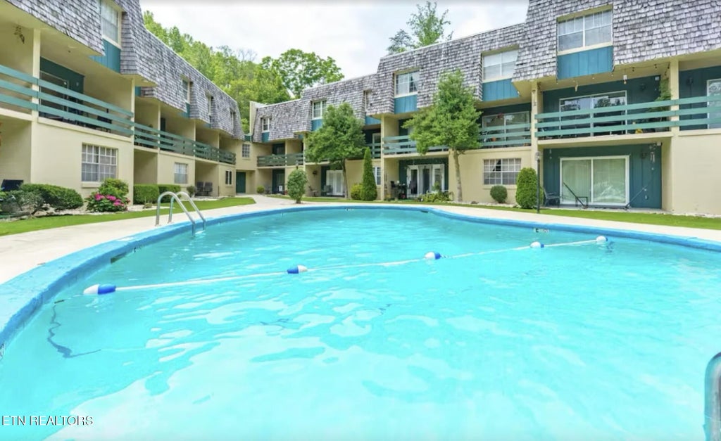 Photo of 260 Roaring Fork Rd #220, Gatlinburg, TN 37738 (MLS # 1342124)