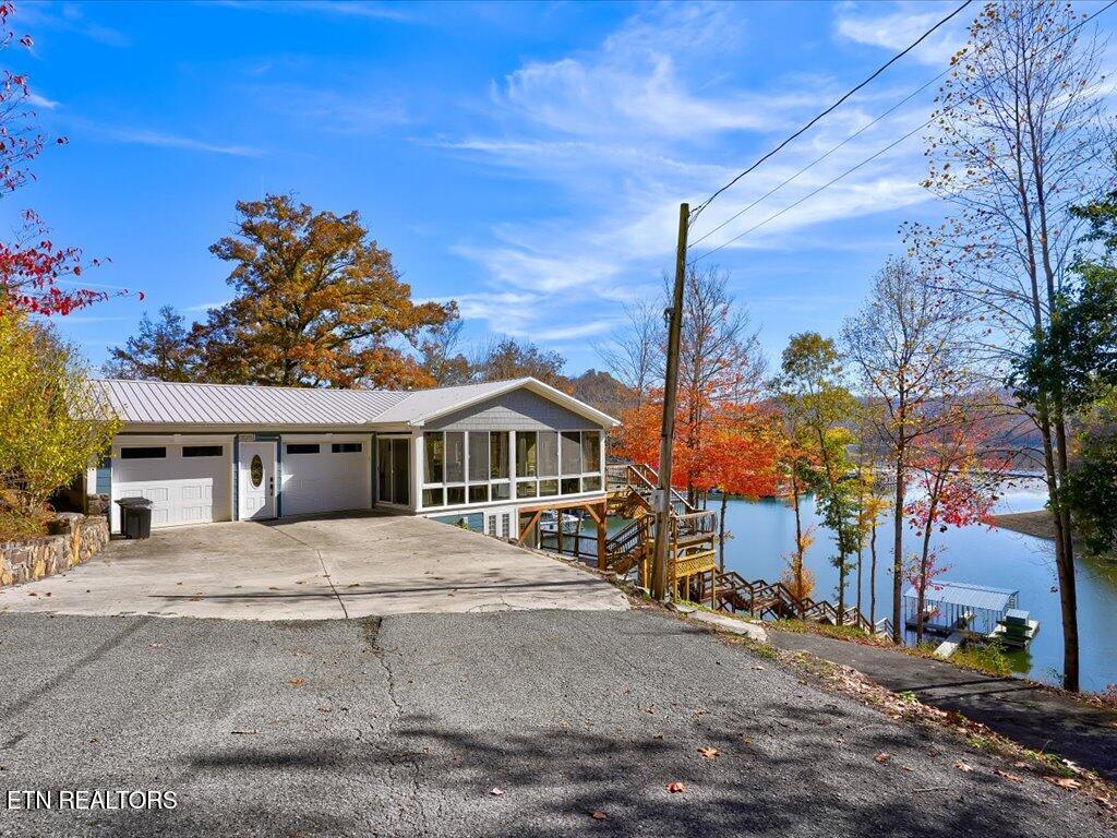 146 Paradise Point