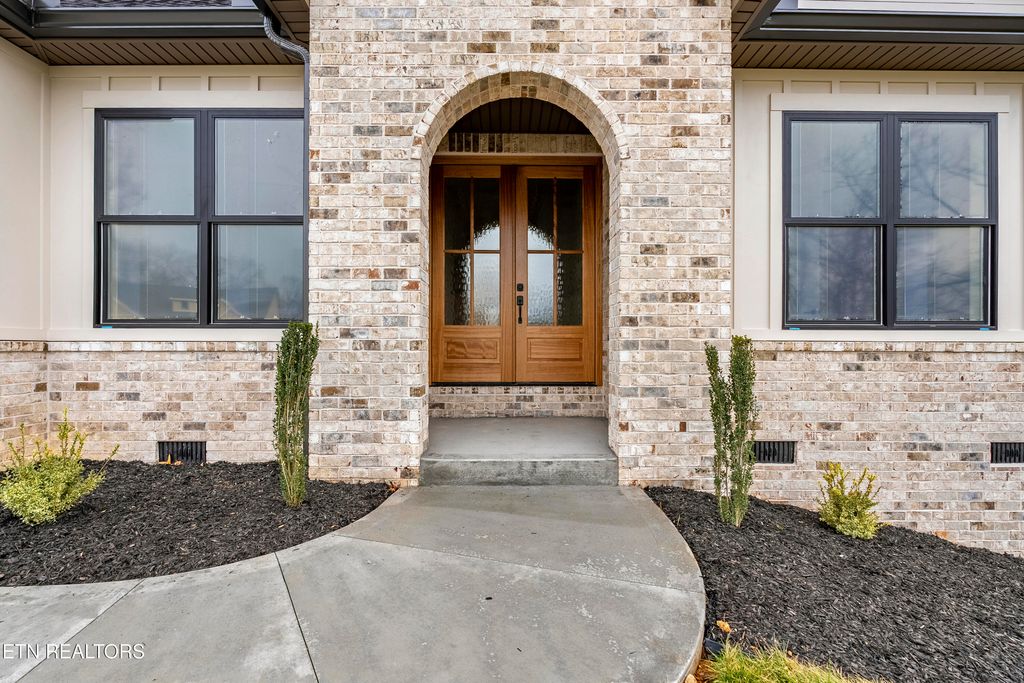 Photo of 178 Elokwa Way, Loudon, TN 37774 (MLS # 1325563)