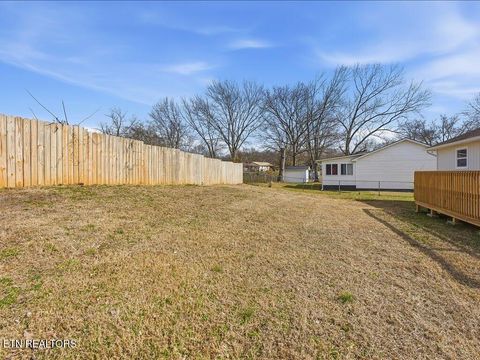Tiny photo for 1205 Ledford Ave, Morristown, TN 37813 (MLS # 1329654)