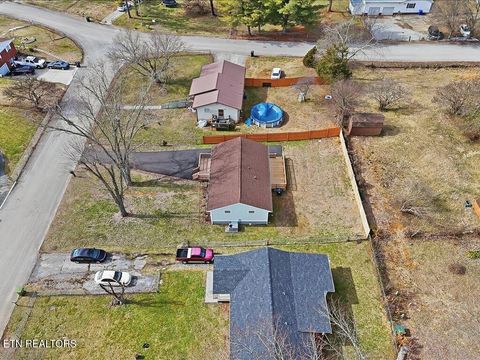 Tiny photo for 1205 Ledford Ave, Morristown, TN 37813 (MLS # 1329654)