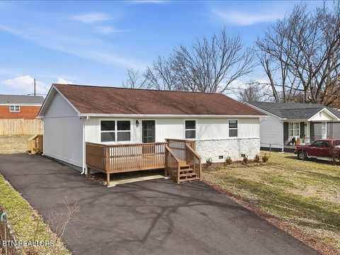 Tiny photo for 1205 Ledford Ave, Morristown, TN 37813 (MLS # 1329654)