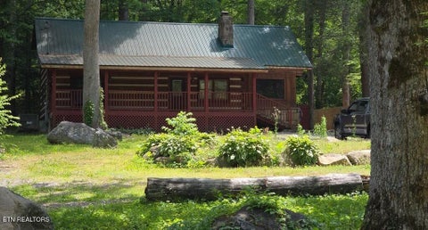 Photo of 4438 E Scenic Drive, Gatlinburg, TN 37738 (MLS # 1343279)