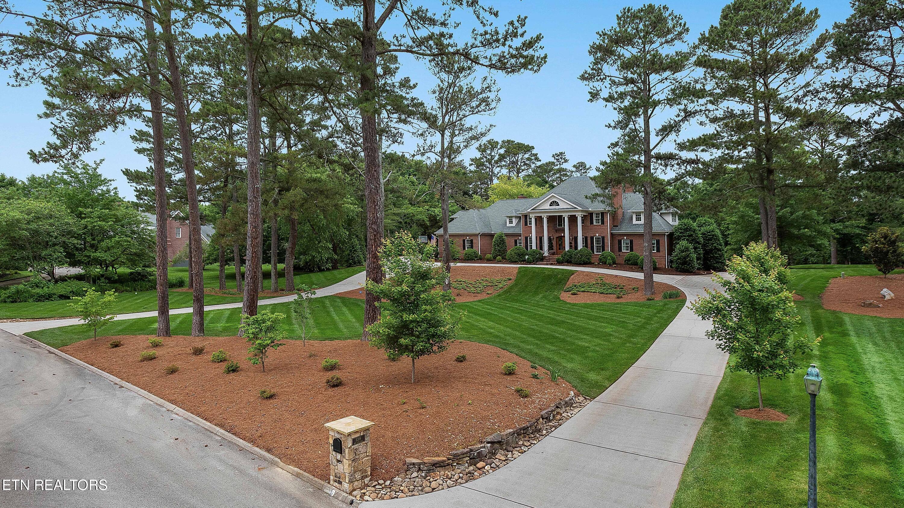5316 Bent River Blvd