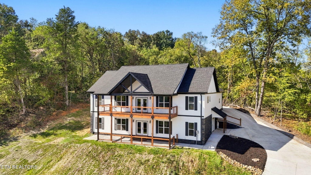 Photo of 106 Walk In The Trees Drive, New Market, TN 37820 (MLS # 1358813)