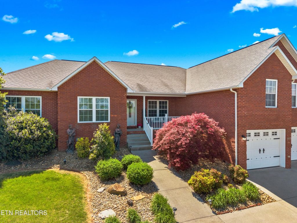 Photo of 683 Privet Drive, Dandridge, TN 37725 (MLS # 1338101)