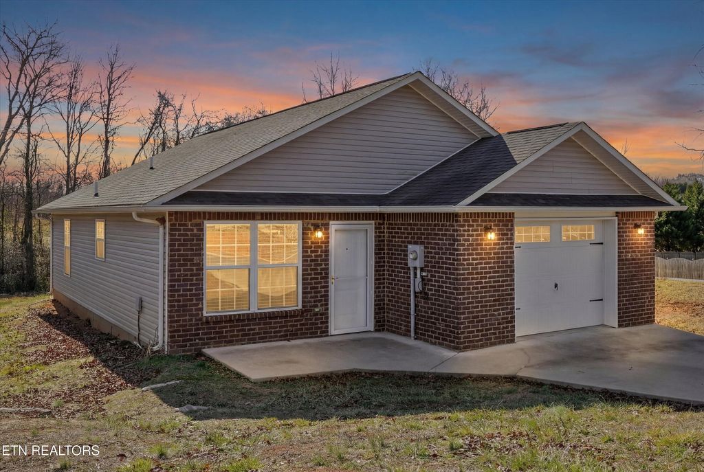 Photo of 1702 Watauga St, Sevierville, TN 37876 (MLS # 1329533)