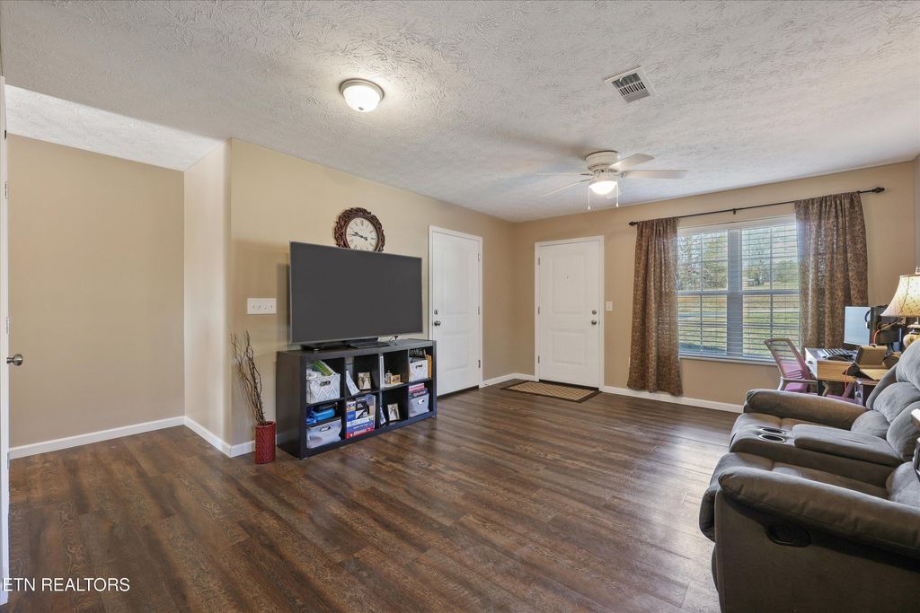 Photo of 1702 Watauga St, Sevierville, TN 37876 (MLS # 1329533)