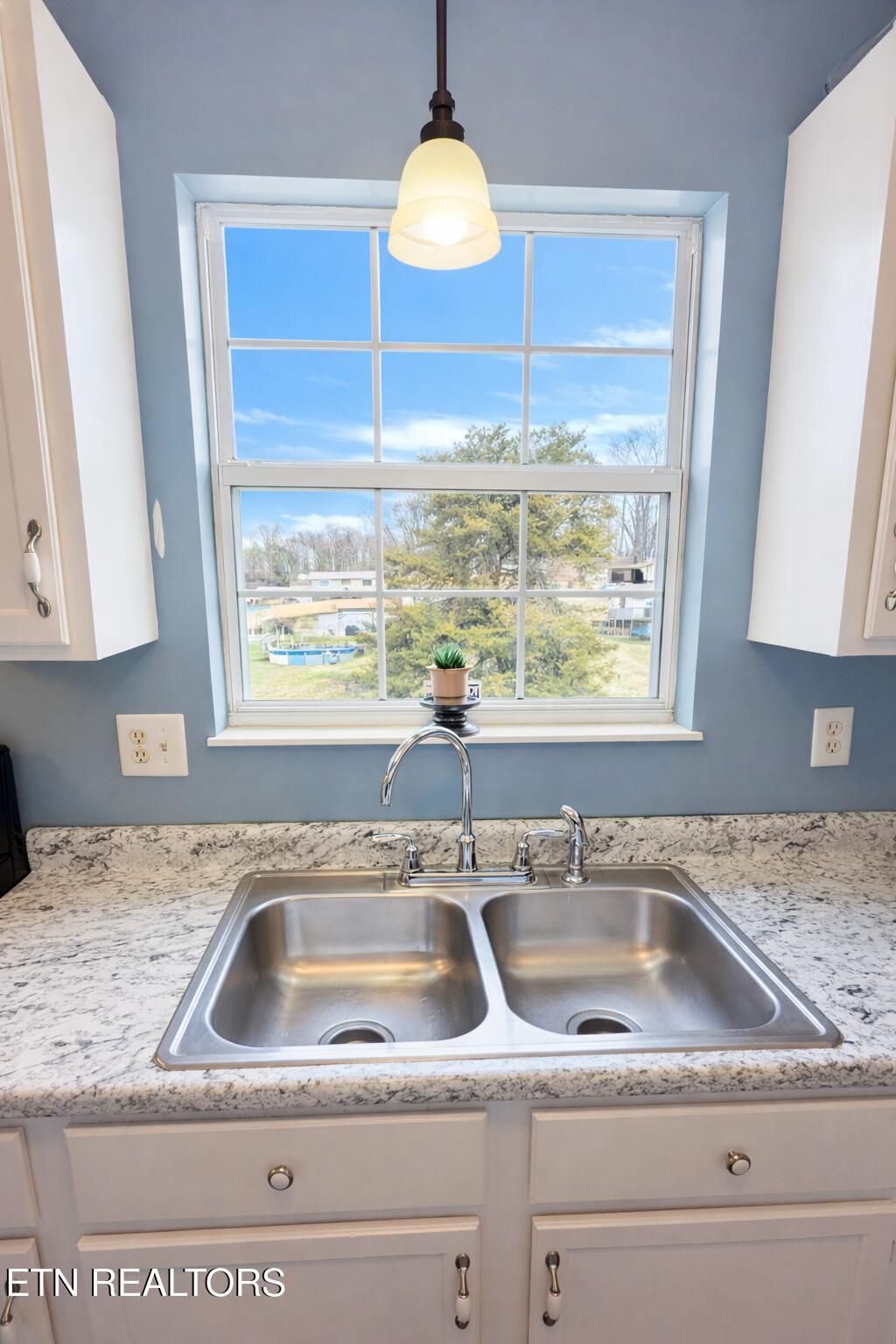 Photo of 1638 McBride Rd, Morristown, TN 37814 (MLS # 1327904)