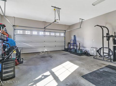 Tiny photo for 129 Hardinberry St, Oak Ridge, TN 37830 (MLS # 1326882)