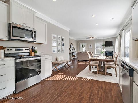 Tiny photo for 129 Hardinberry St, Oak Ridge, TN 37830 (MLS # 1326882)