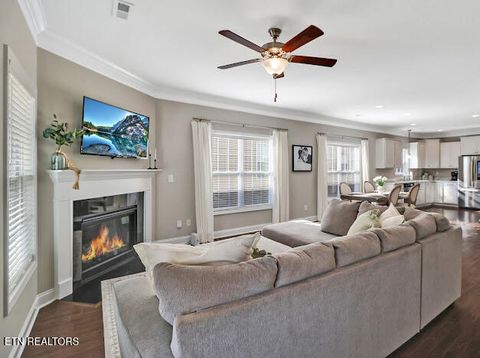 Tiny photo for 129 Hardinberry St, Oak Ridge, TN 37830 (MLS # 1326882)