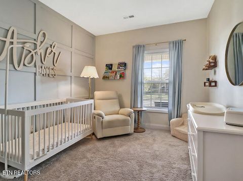 Tiny photo for 129 Hardinberry St, Oak Ridge, TN 37830 (MLS # 1326882)