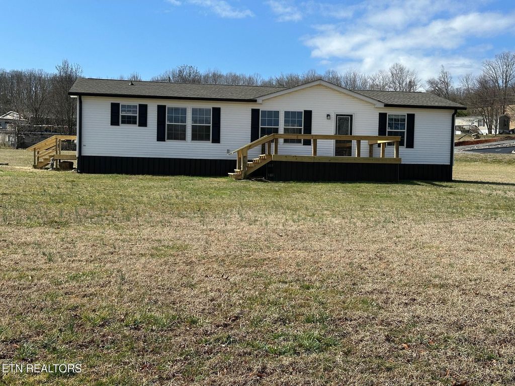 Photo of 165 Tower Rd, Grandview, TN 37337 (MLS # 1330327)