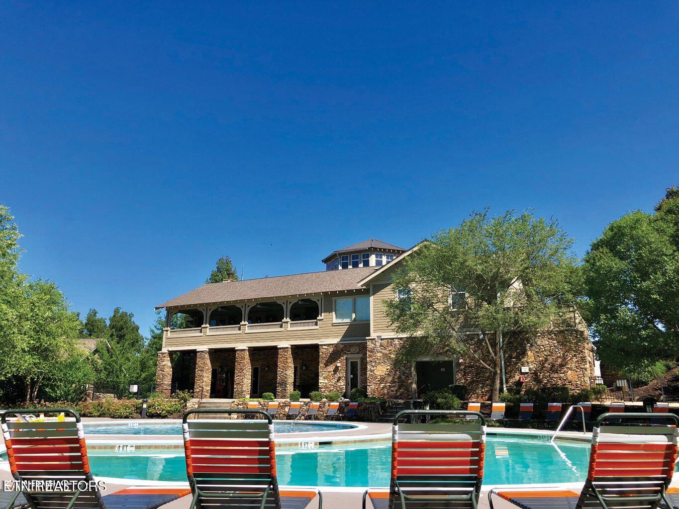 3915 Cherokee Woods Way 202