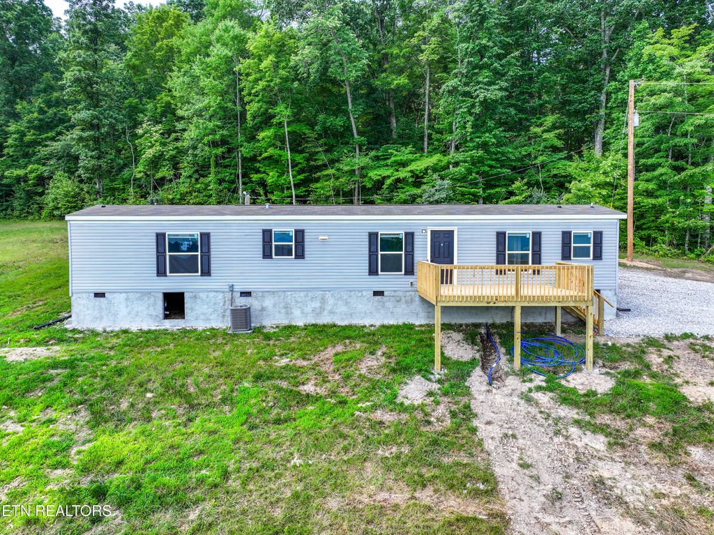 Photo of 750 Bethlehem Rd, LaFollette, TN 37766 (MLS # 1306285)