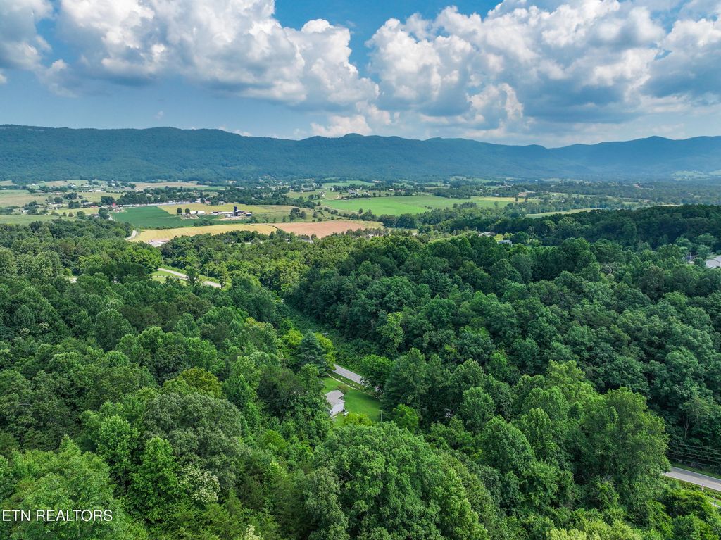 Photo of 750 Bethlehem Rd, LaFollette, TN 37766 (MLS # 1306285)
