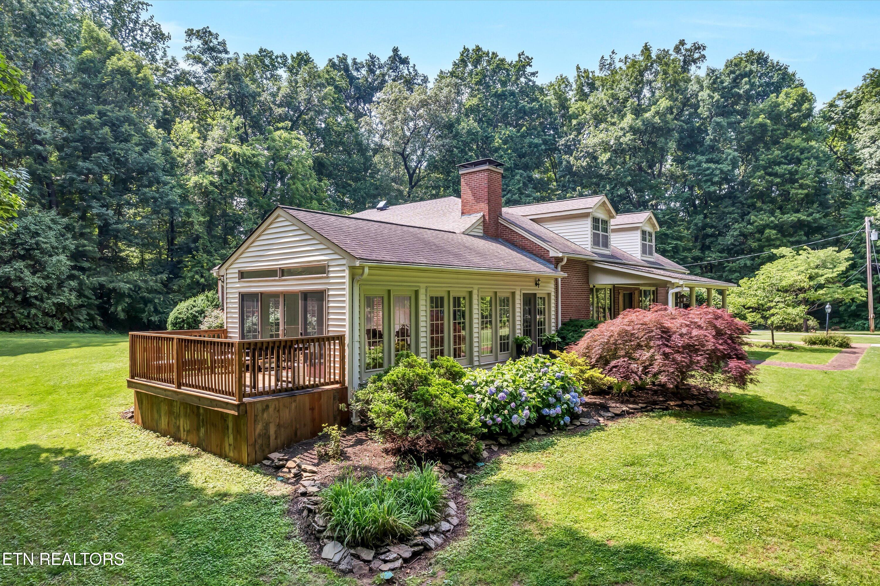 115 Orangewood Drive