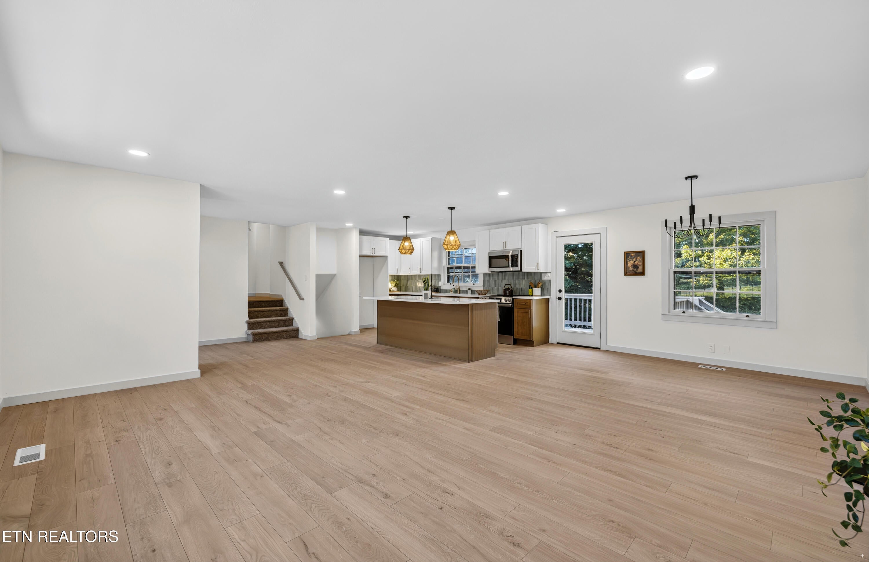 4424 Crestfield Rd