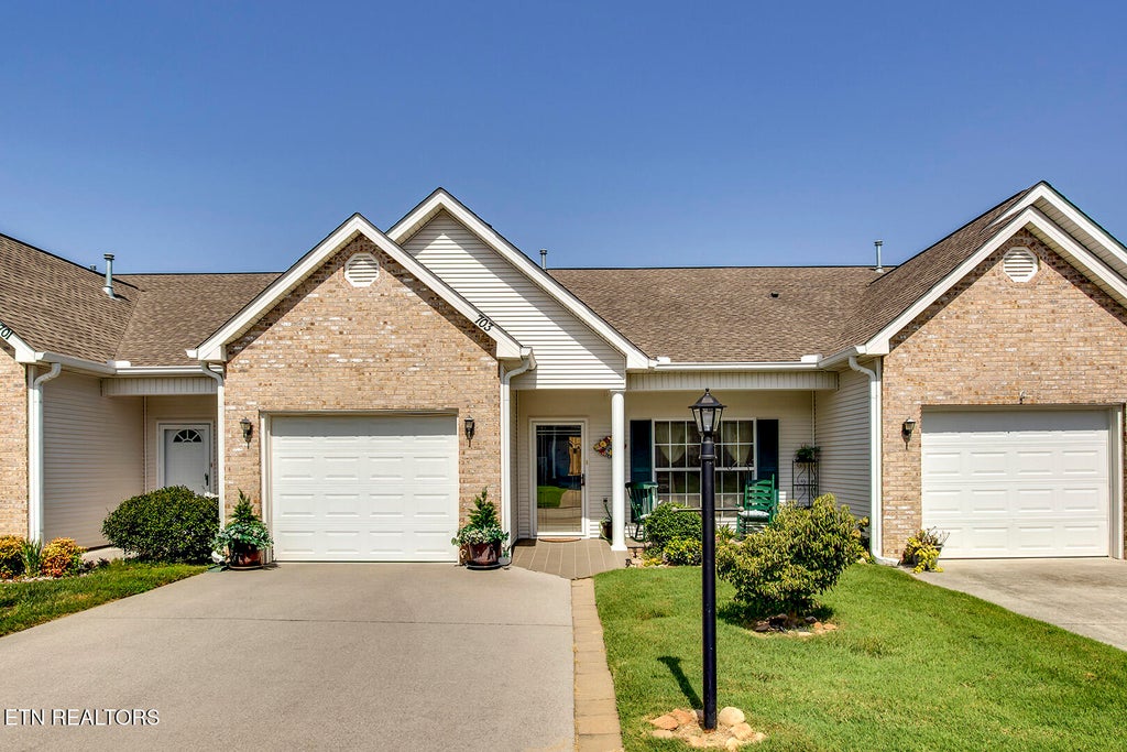 Photo of 703 Willington Place, Loudon, TN 37774 (MLS # 1352386)