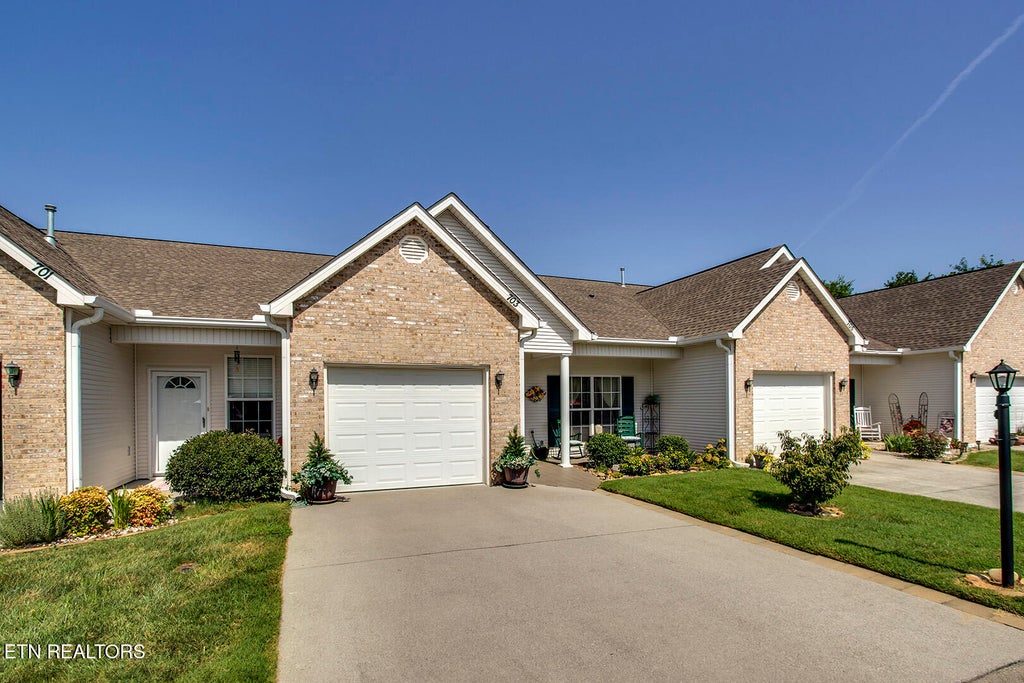 Photo of 703 Willington Place, Loudon, TN 37774 (MLS # 1352386)